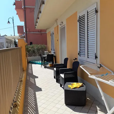 Levante Seafront - Casa Casoni アパート *